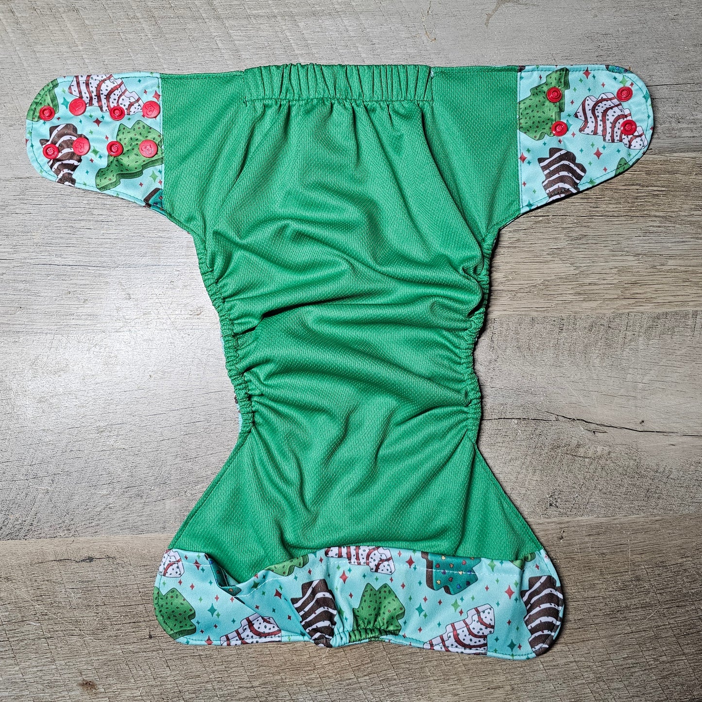 Midsize™ Pocket Wonder Fit™ - Christmas Tree Cakes